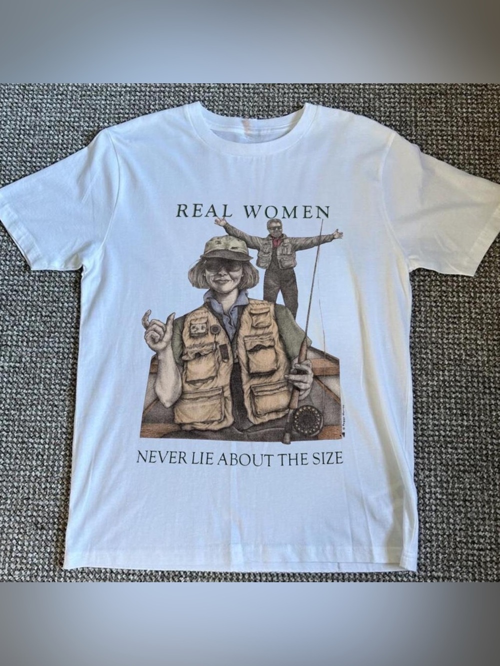 Gildan White Short-Sleeve 'Real Women' Fishing Graphic Tee